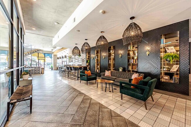 Yugo-Austin-Rio-POI-21 - Yugo Austin Rio