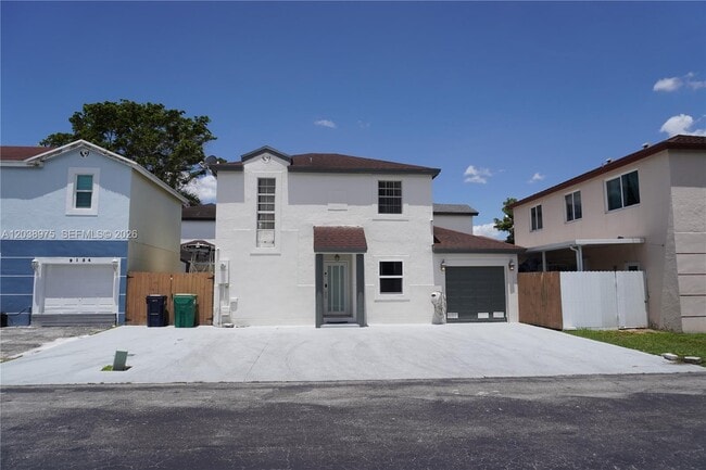 Building Photo - 9132 SW 148th Ct