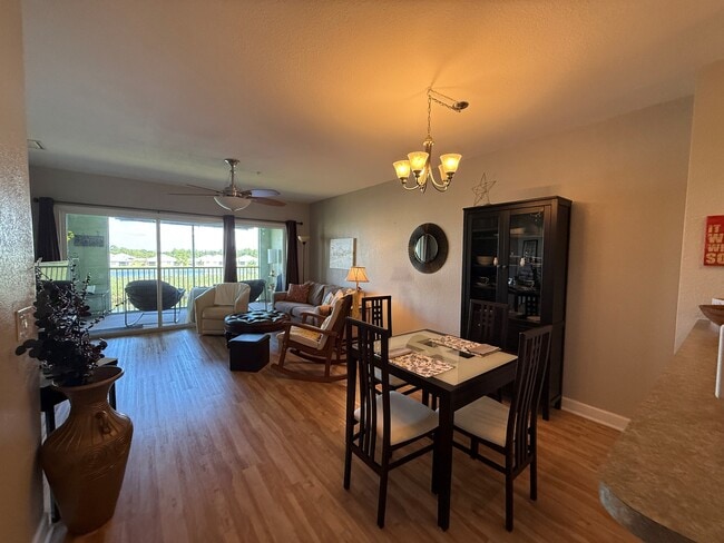 Photo - 2160 Heron Lake Dr