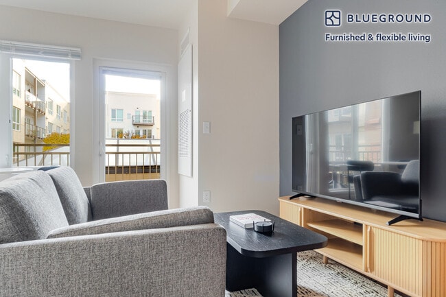 Photo - 10333 Main St Unidad FL3-ID972