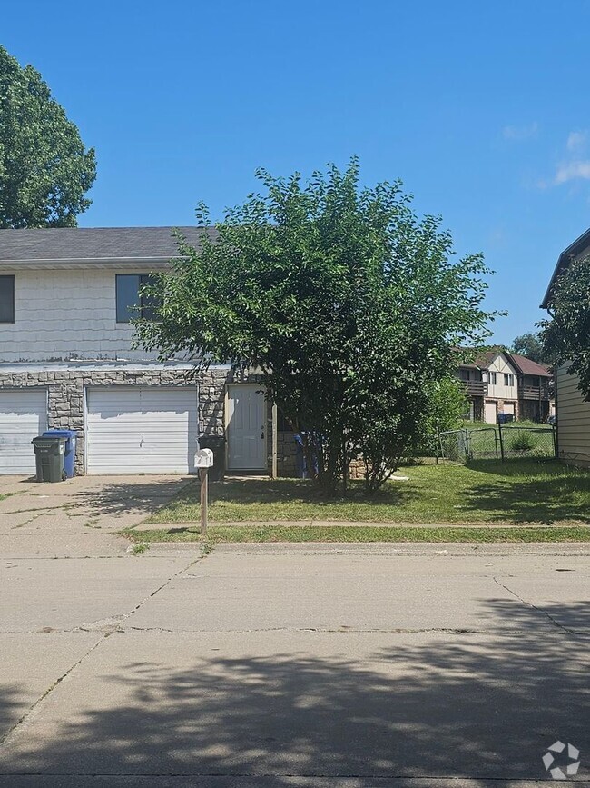 Building Photo - 754-756 W 61st St. Unit 754 Rental