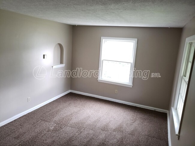 Photo - $599 Security Deposit Special!