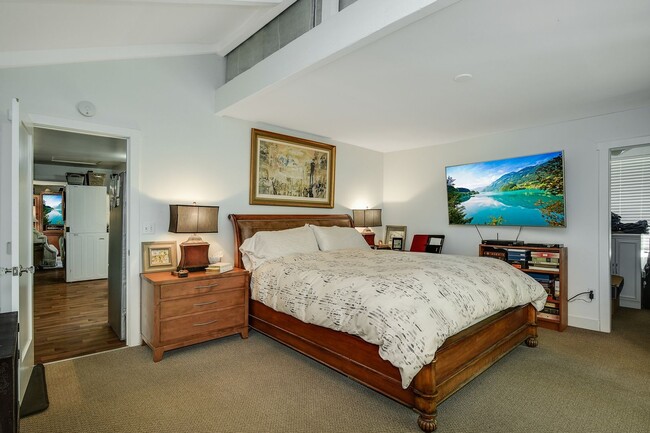 Photo - 33125 Canfield Rd