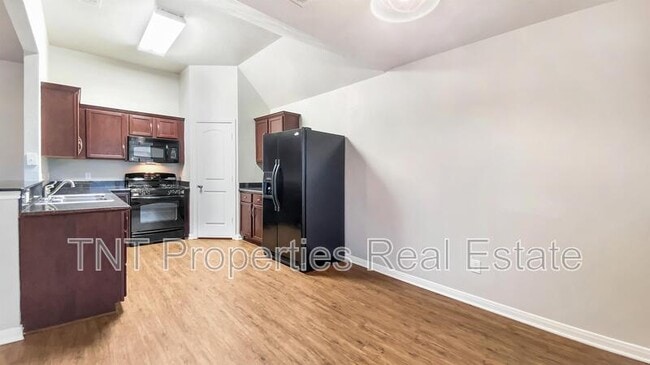 Photo - 3906 Pawnee Creek Ct