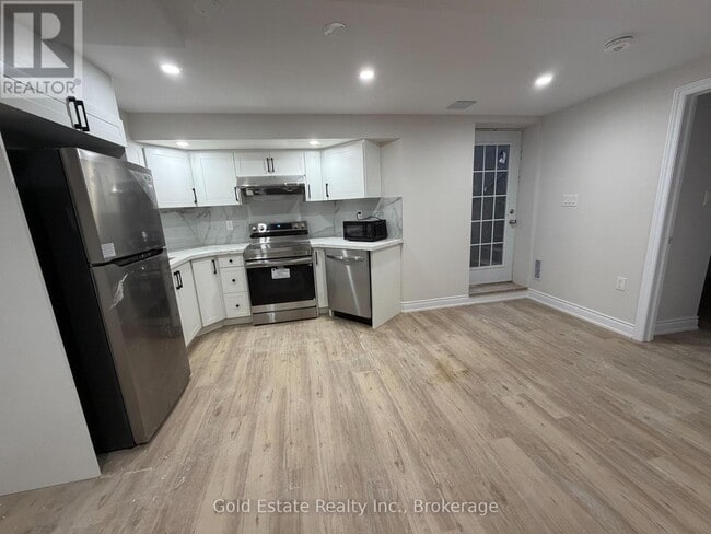 Photo - 1034 Old Oak Dr