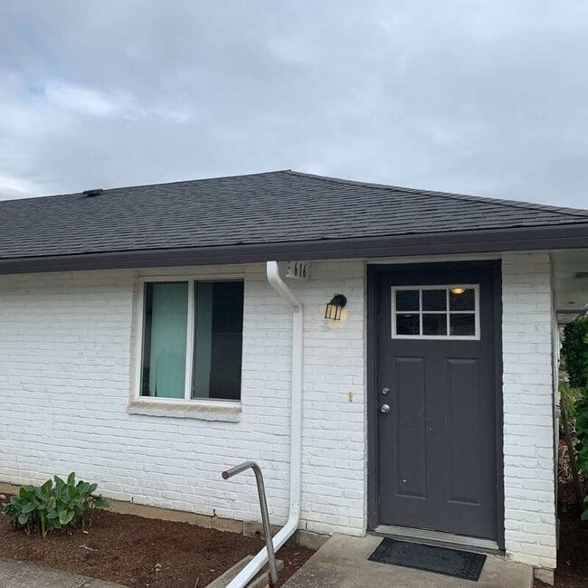 Photo - 616 NE Anderson St