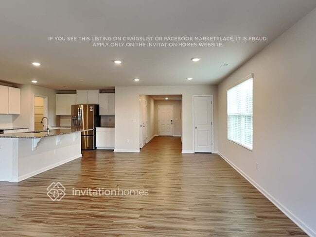 Photo - 1024 Woodhouse Dr