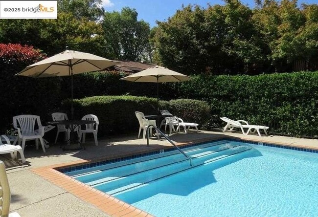 Photo - 1455 Latour Ln Unit 20