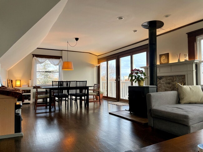 Photo - 38 Highland Park Ave Unit 2