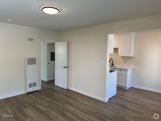 Building Photo - 5902 Monte Vista St Rental