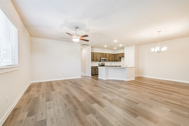 Photo - 25124 Pacific Wren Dr