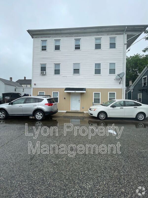 Building Photo - 12 Clark Ct Unit 3R Rental