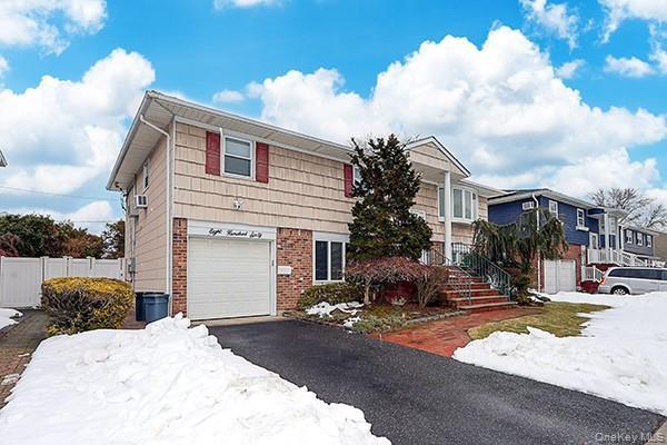 Photo - 860 Beckman Dr