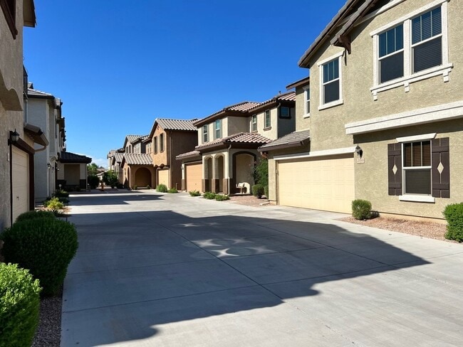 Photo - 2880 E Binner Dr