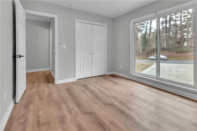 Photo - 4497 Glenforest Dr NE