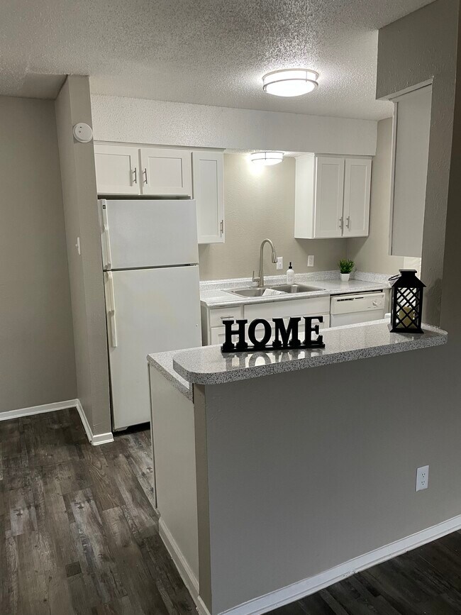 Photo - Sunset Height Apartments