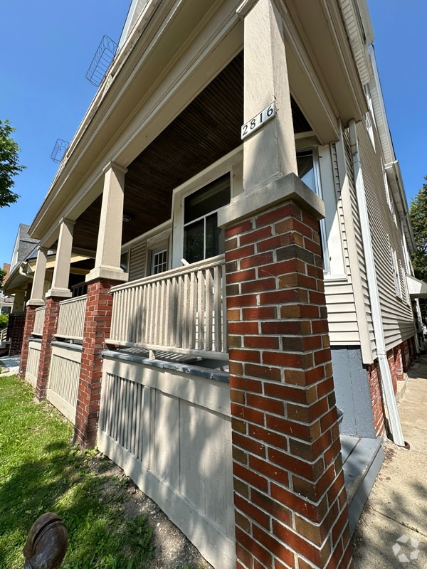Building Photo - 2816 N Fratney St Rental
