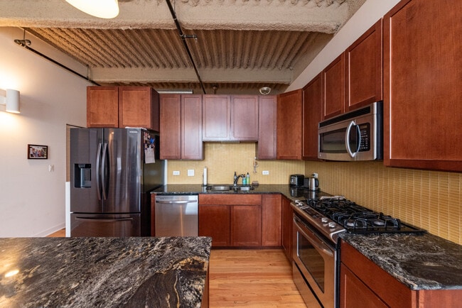 Photo - 2545 S Dearborn St Unidad 511