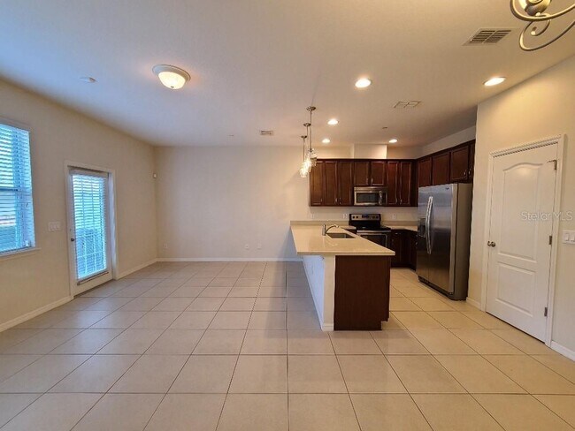 1039 Taramundi Dr
