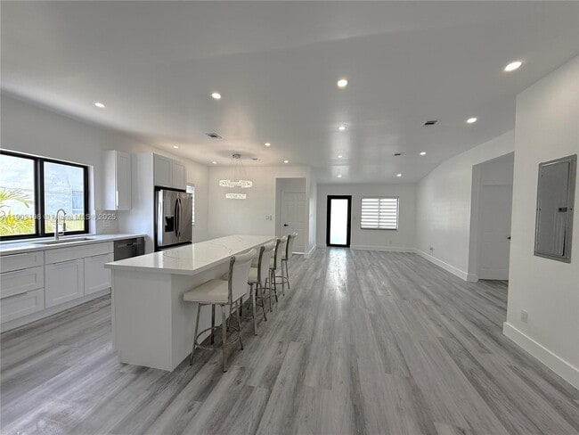 Photo - 240 SW 55th Ave