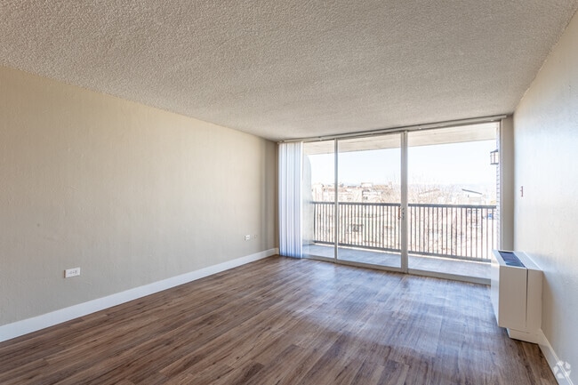 1HAB, 1BA - 668 ft²