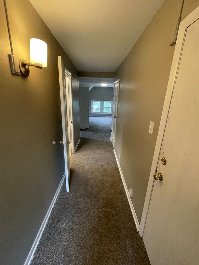 Photo - 743 S 24th St Unit C (Attic)