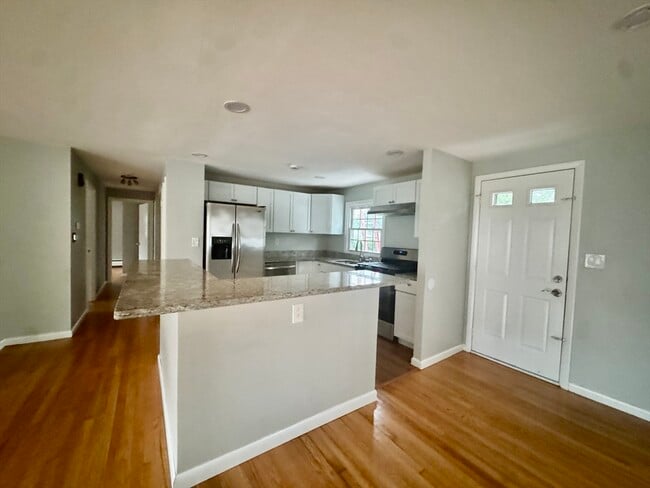 25 Westmoor Rd
