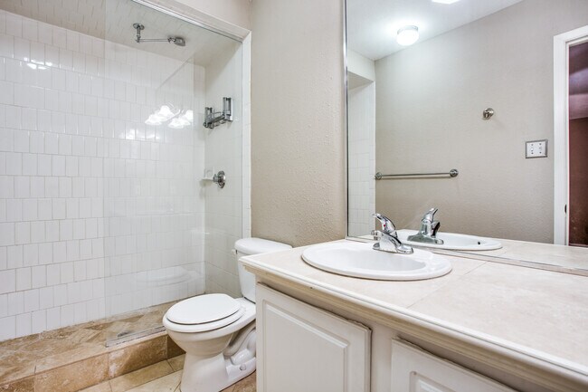 5937 E University-227