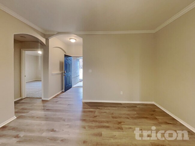 Photo - 117 Magnolia St