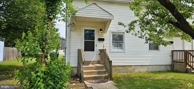 Building Photo - 520-522-522 2nd St Rental