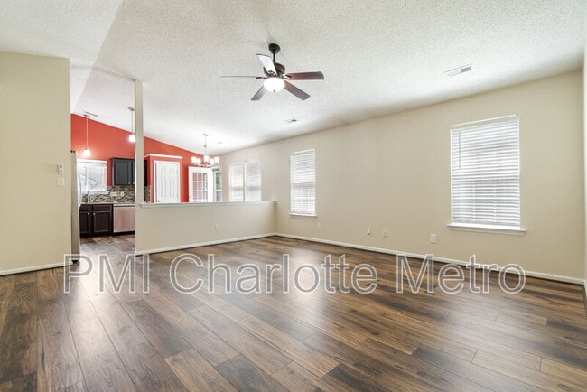 Photo - 3807 Crimson Wing Dr