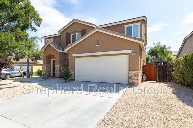 Photo - 2002 Clemens Pl