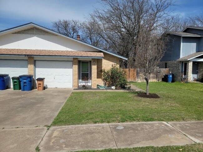 Building Photo - 2302 Berkett Dr