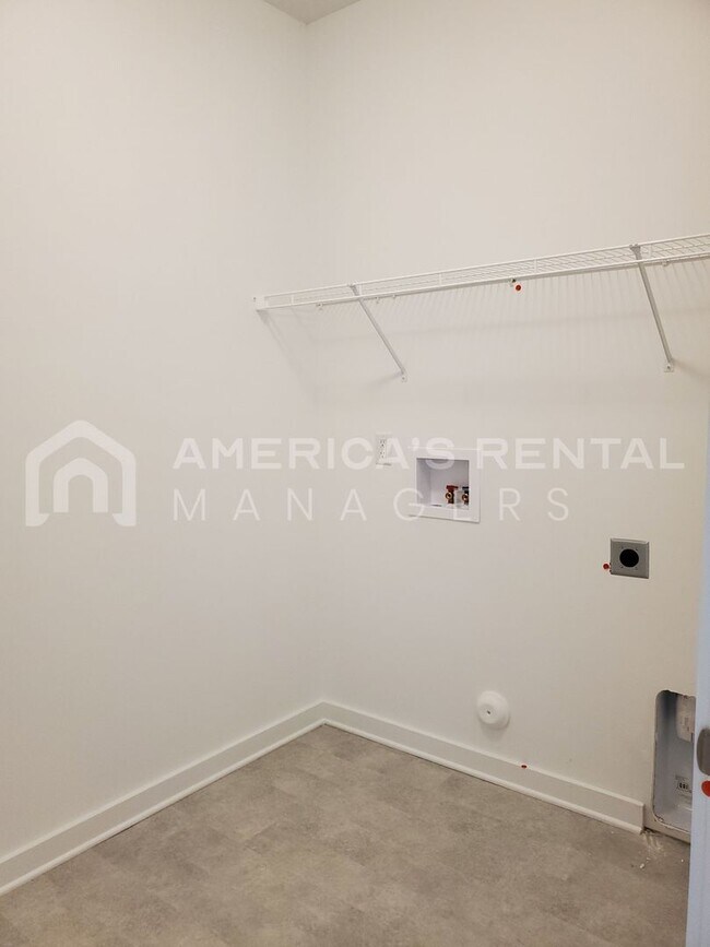 Photo - Home for Rent in Clanton, AL! Available to...