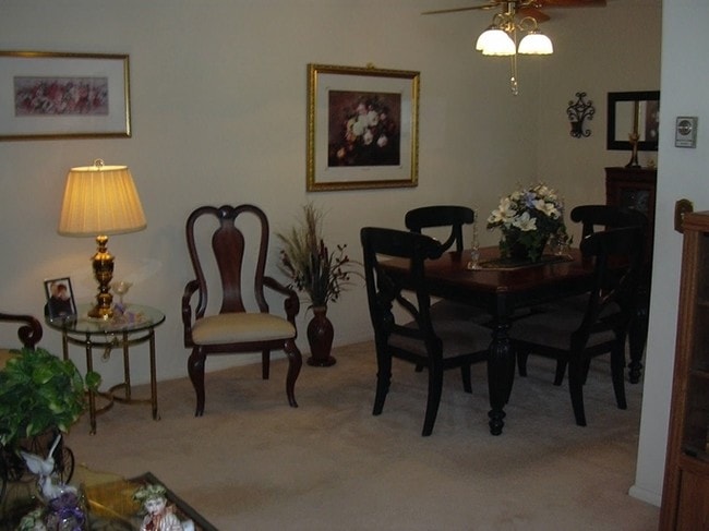 Photo - Parkside Apartments