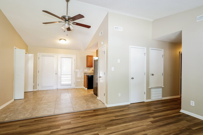 Photo - 7236 Newell Acres Dr