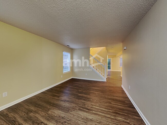 Photo - 654 Day Break Drive