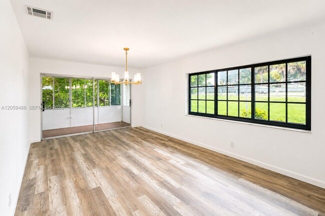 Photo - 2401 NW 52nd St