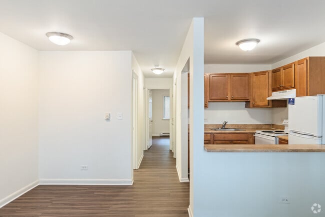 2BR, 1BA - 747SF - Kitchen, Dining Room - Lynnhaven Apartments