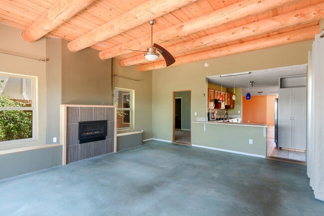 Photo - Three Bedroom, 2 Bathroom in newer Subdivi...