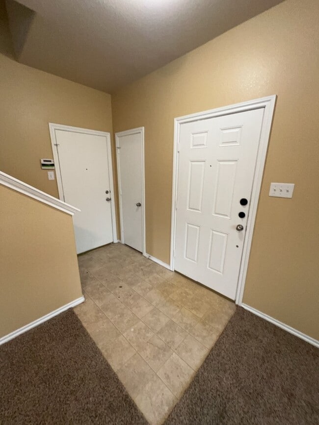 Photo - 808 Katydid Ct