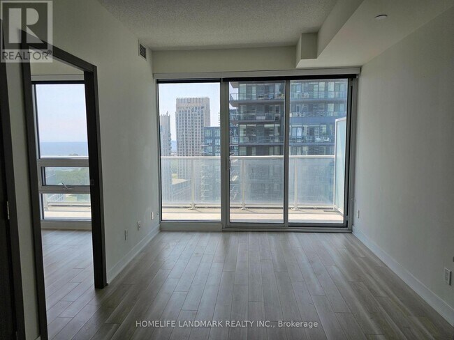 Photo - 19 Bathurst St Unit 2901