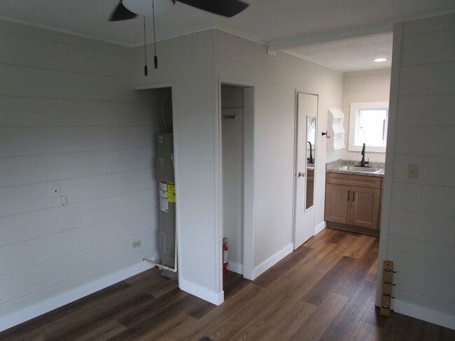Photo - 0521 Unit 02