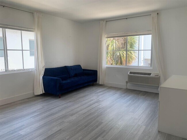 Building Photo - 8011 Abbott Ave Unit 8