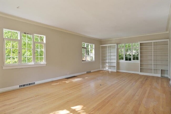 Photo - 618 S Harvey Ave