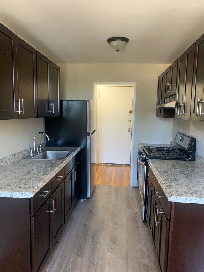 Martin Manor Apartment Homes