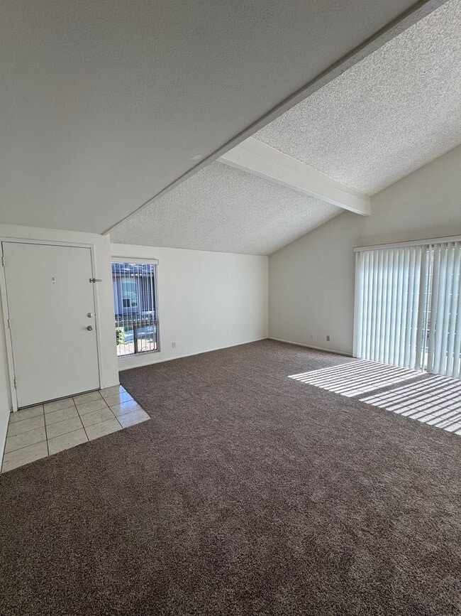 Photo - Orchard Lane Condo for Rent near the 101 F...
