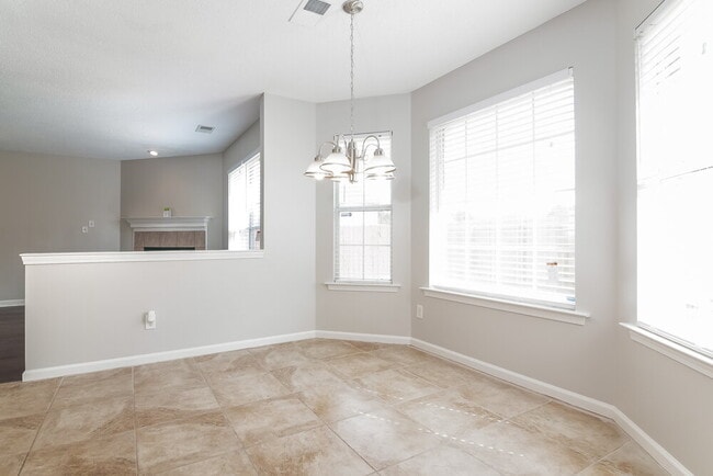 Photo - 7837 Pinefrost Ln