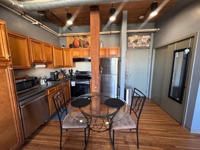 Photo - 146 Court St Unit 408