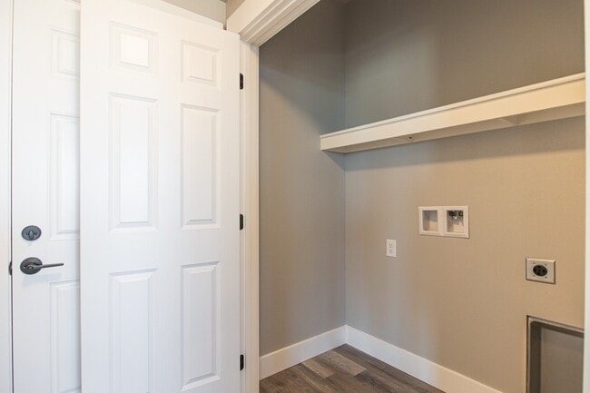 Photo - 2298 Deerfield Ln